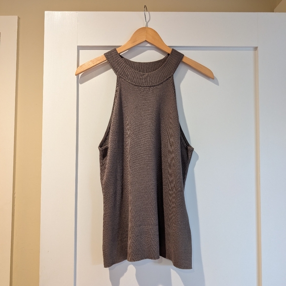 Guess Sleeveless Mock Neck Ribbed Sweater - Picture 6 of 13